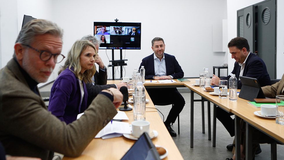 pasok syntonistiko
